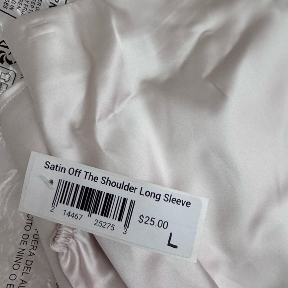 Elegant Off-Shoulder Cream Top - Picture 2 of 2